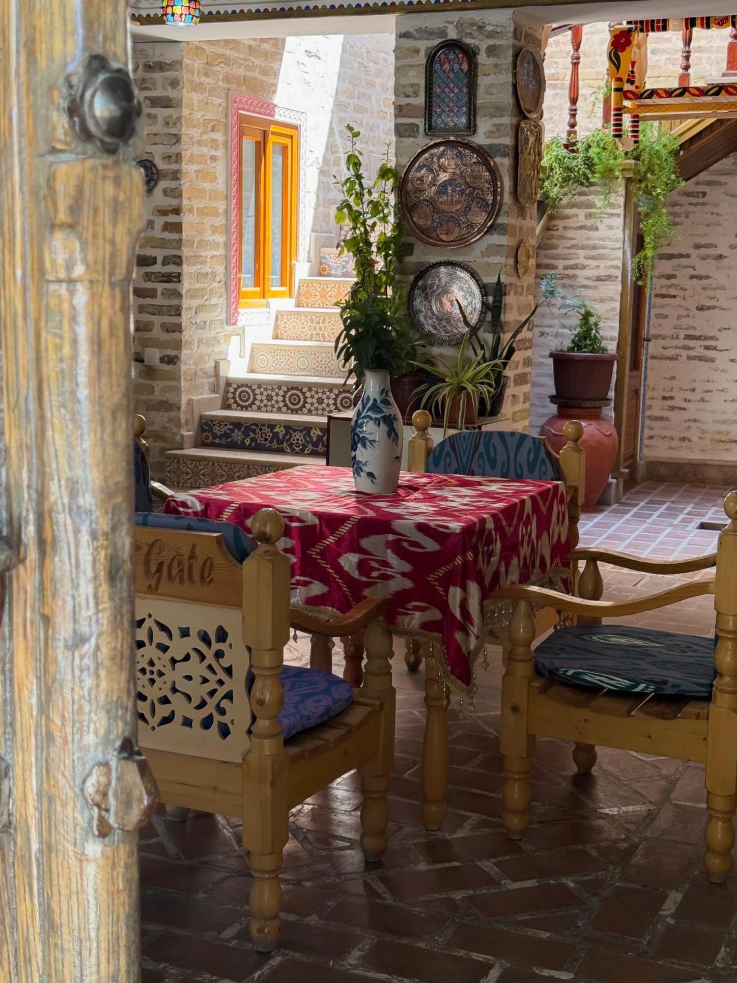 Old Gate Family Guest House บูคารา ภายนอก รูปภาพ