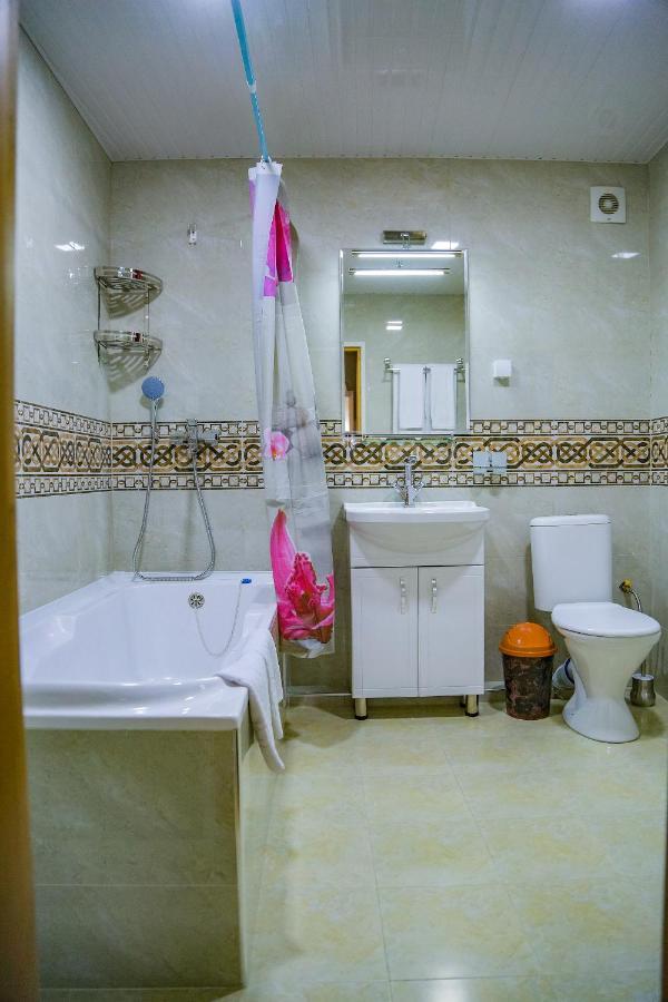 Old Gate Family Guest House บูคารา ภายนอก รูปภาพ